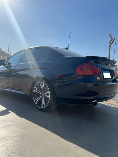 بي ام دبليو 218 i 2010