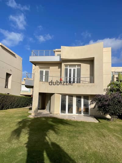 Independent villa for sale in Sidra - North Coast | First row on the lagoon and sea view