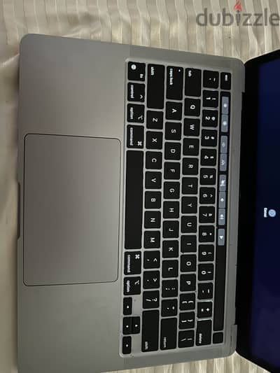macbook pro m2 13 inch
