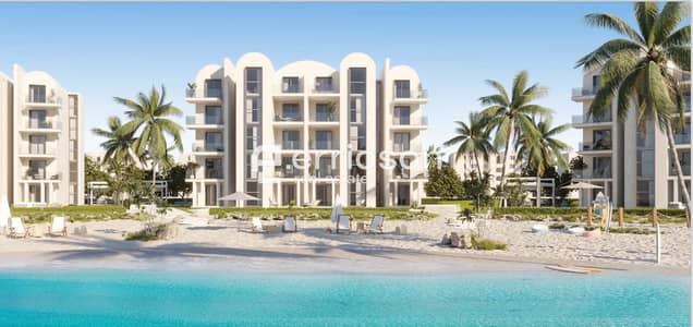 Chalet for sale in Salt, North Coast