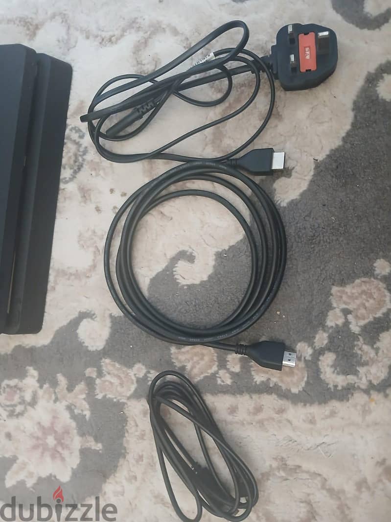 playstation 4 slim 4