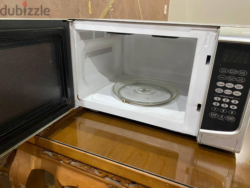 White point microwave 42liter 4