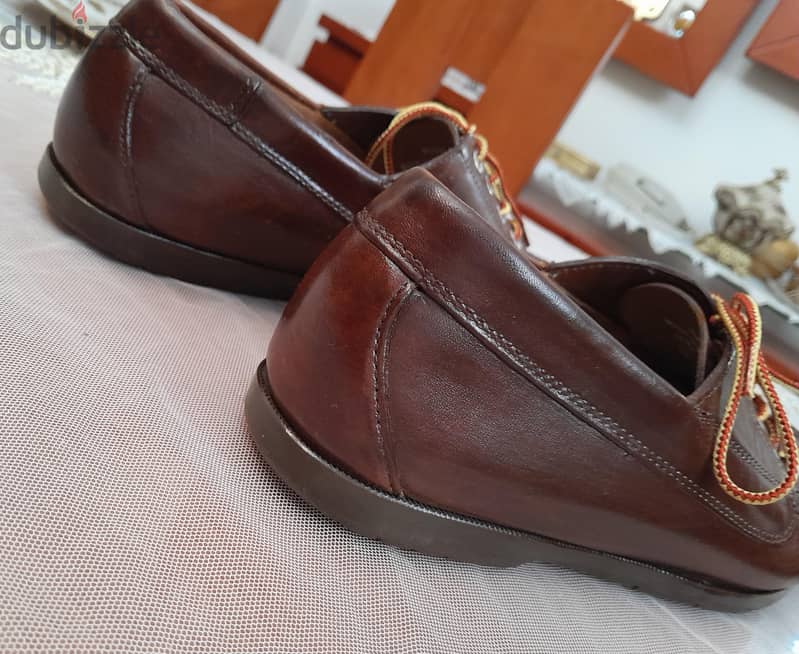 L. L. BEAN SHOSE 5