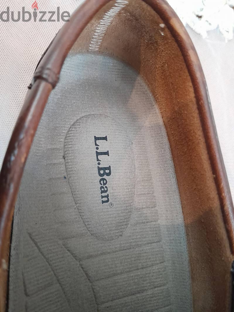 L. L. BEAN SHOSE 8
