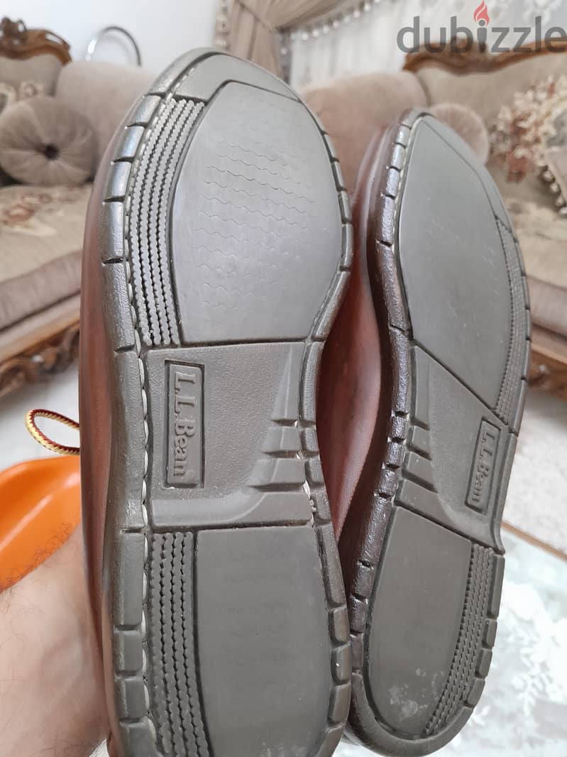 L. L. BEAN SHOSE 9