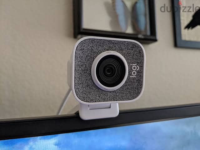 Logitech StreamCam 1080 - 60fps streaming السعر نهائي لسرعة البيع 5