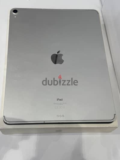 iPad Pro 12.9 3rd Gen 256GB Wi-Fi + Cellular With box