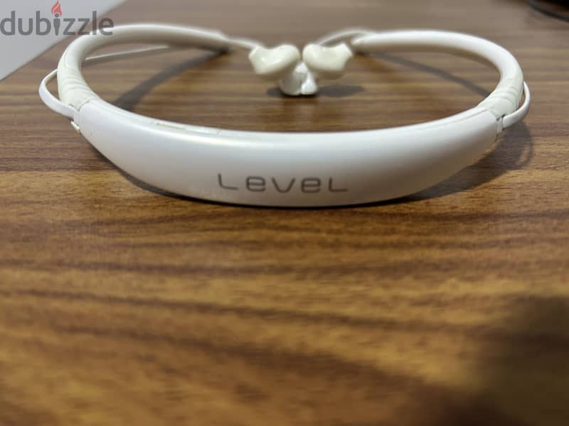 Samsung Level U 2
