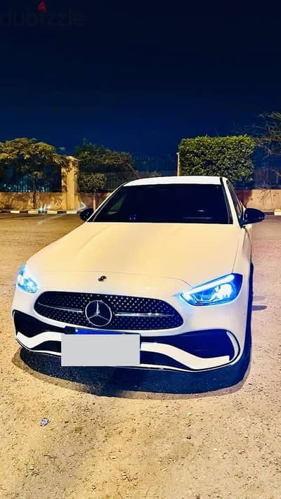 Mercedes-Benz C200-2023 (كسر زيرو)