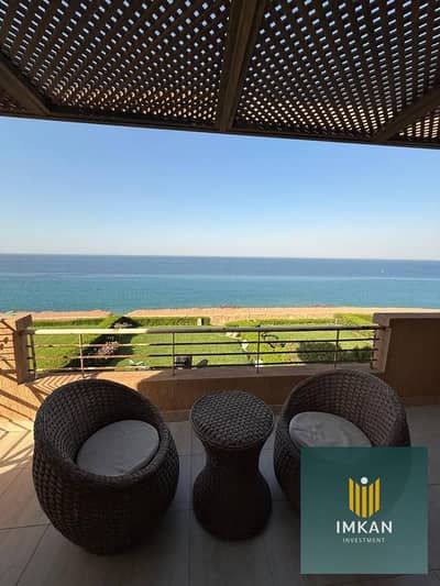 Finished chalet for sale in Telal Sokhna (Ain Sokhna) with a 12-year installment plan; direct seafront location.