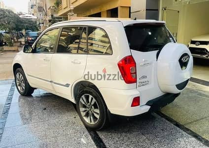 الاصطول لي ايجار السيارات حديثه