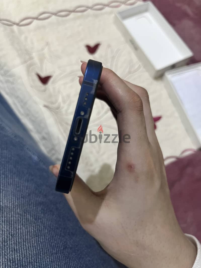 Apple - iPhone 12 1
