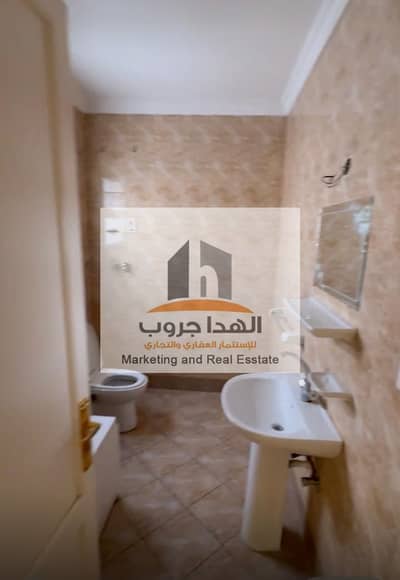 شقة ١٤٠ م للبيع في مدينتي البي ١٠