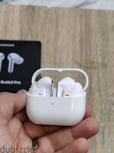 Samsung buds 3 pro white edition