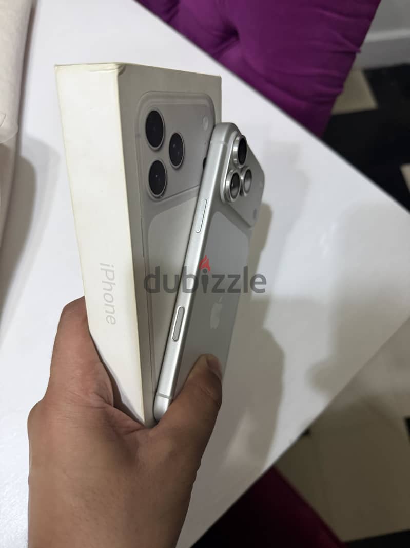 iphone 17 pro Max 4