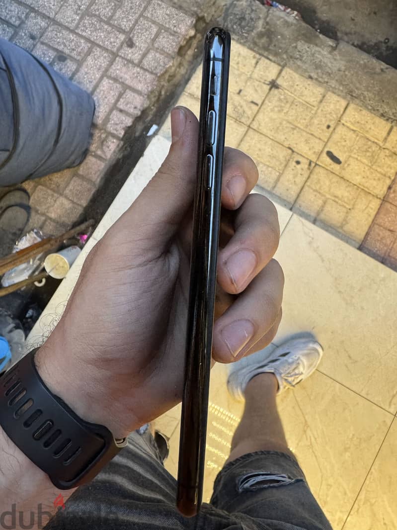 Apple - iPhone XS Max 2