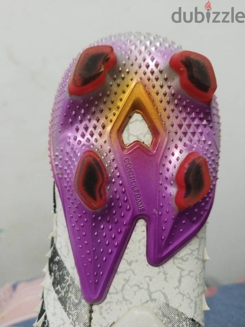 ADIDAS Predator 1