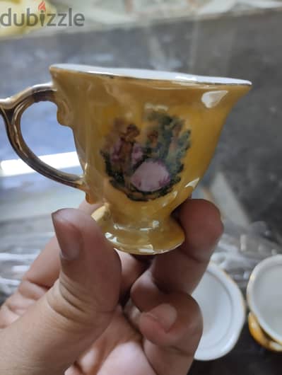 عدد ٣ فنجان روميو وجوليت وطبق صغير