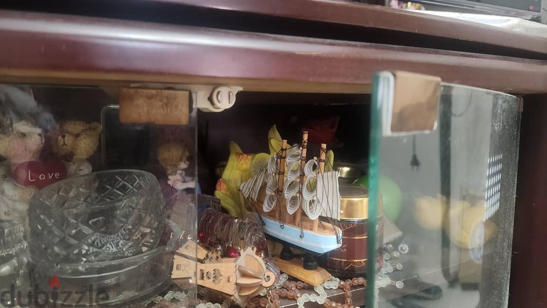 TV table 1