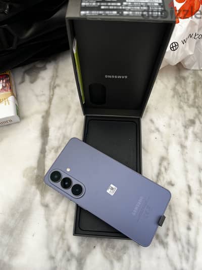 Samsung S26