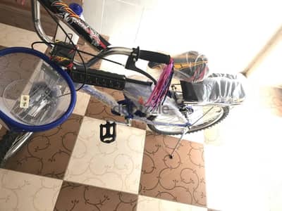 عجله أطفال مقاس 16 بحاله جيده