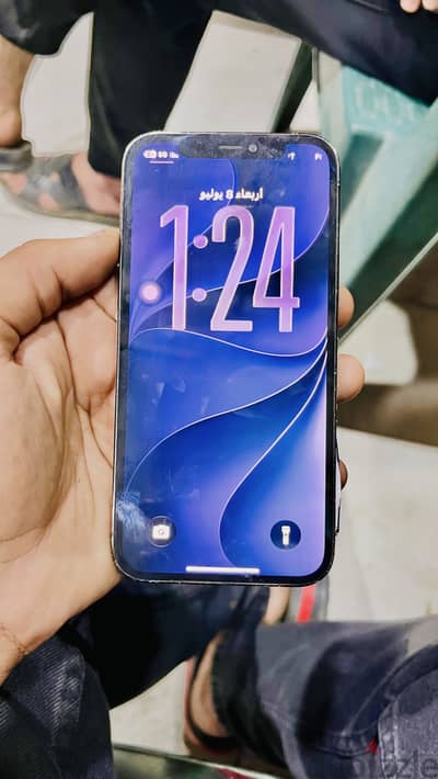 آبل - آيفون 12 برو