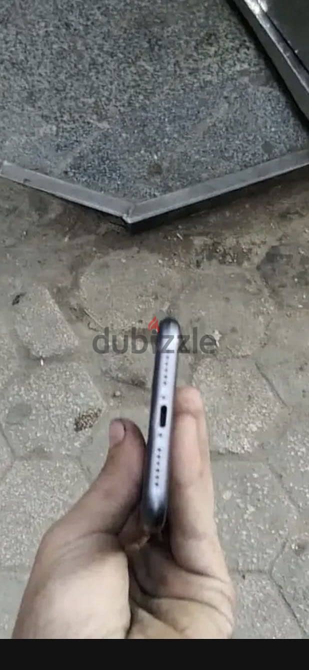 آبل - آيفون 11 3