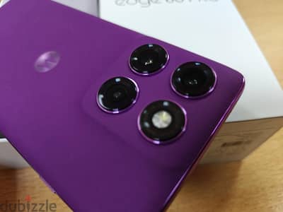 Moto edge 60 Pro 5G 512/12GB ضمان محلى