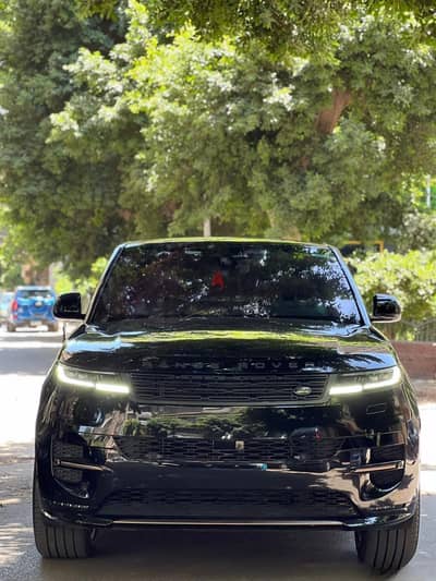 للإيجار Range Rover Sport 2025