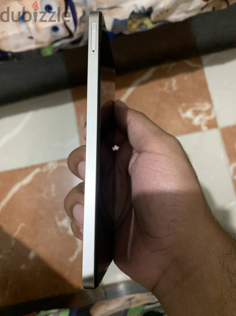Realme C65 4
