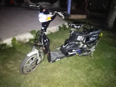 دراجه كهربائيه للبيع بسعر مغري لعدم الاحتياج
