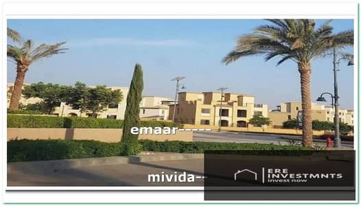 Ultra-modern detached villa with air conditioning and kitchen - at the lowest price in the market in Mivida Emaar. Ready for viewing,