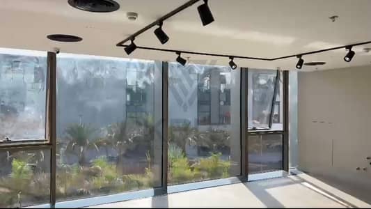 Office for sale in Madinaty Open Air; priced 15 million below the developer's rate for a quick sale – open-plan layout.