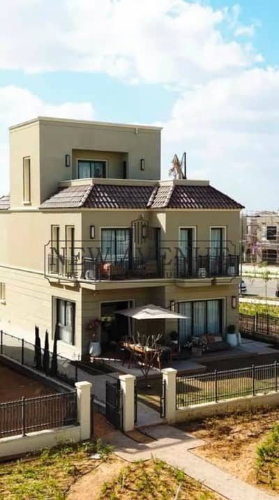 شقة استلام فوري في اميز لوكيشن على جنينة كبيرة و لاجون اعمار - belle vie by emaar