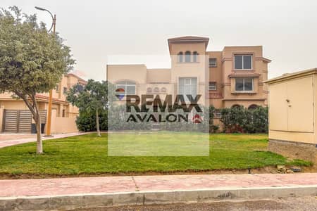 Receive your villa at the lowest price in Alex West in just 6 months and pay in installments over 4 years