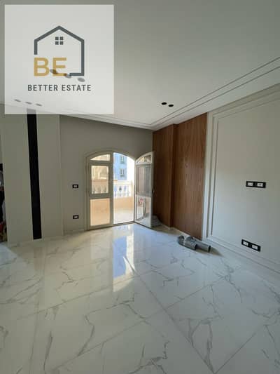 With an area of 200m on the first floor, completely north facing | Suitable for upscale living or administrative headquarters and companies | Code 9131