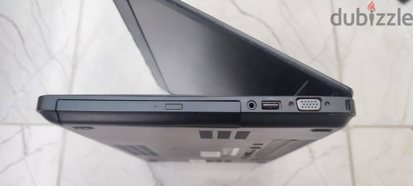DELL LATITUDE E5440 3