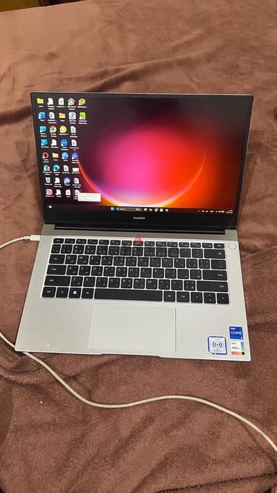 HUAWEI MateBook D14