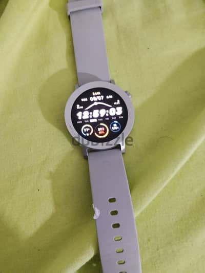 SmartWatch nothing dmf