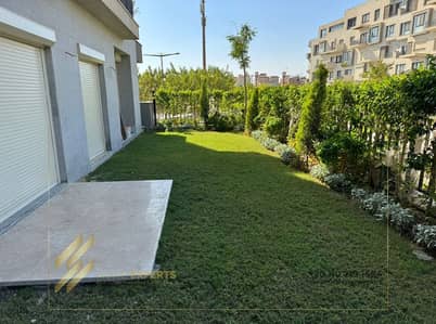 Ground floor with garden in Eastown | kitchen & ACs