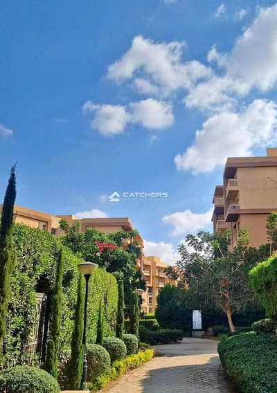 With a 35% discount, receive your apartment immediately in a prime location - Ashgar City Compound - minutes from Mall of Egypt and Kayan Compound