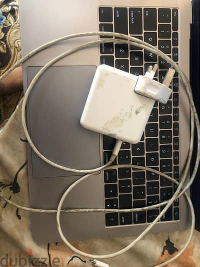 mackbook charger شاحن ماك بوك