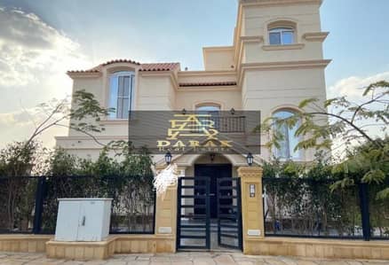 Luxury villa in Madinty, detached, air-conditioned, with kitchen, corner, overlooking the golf course