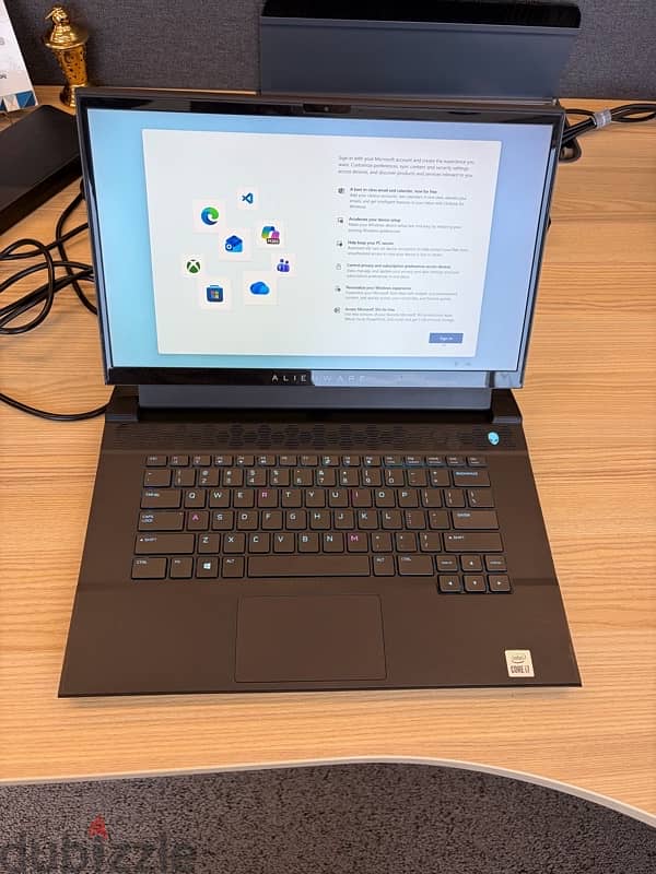 Dell Alienware m15 R4 3
