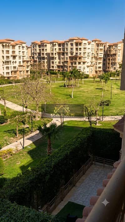 شقه للبيع 322متر B3 طلعت مصطفى فيو وايد جاردن