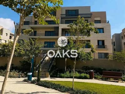 شقة  متشطبة   بالكامل   بالتكيفات  للبيع  من   Marakez   مراكز  في  قلب  التجمع   الخامس  بالقرب  من  شارع  التسعين  و الجامعة  الأمريكية كمبوند خدمي.