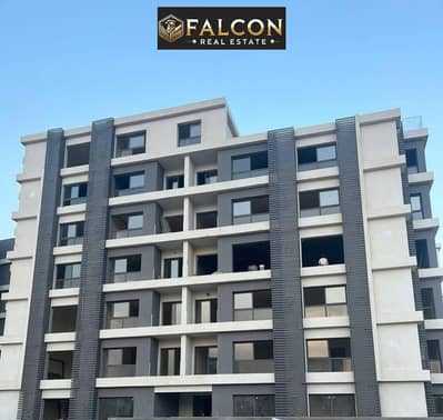 Apartment for sale (ready for immediate occupancy) + (35% discount) with a view of the central park in Creek Town Compound, opposite the Tulip Hotel.