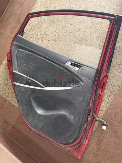 باب  هيونداي اكسنت شغال  بالزجاج الكهرباء