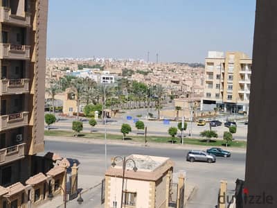 بجوار WaterWay شقة داخل كمبوند متكامل الخدمات على محور محمد نجيب مباشرة دقيقة للرحاب  160م واجهة سوبرلوكس