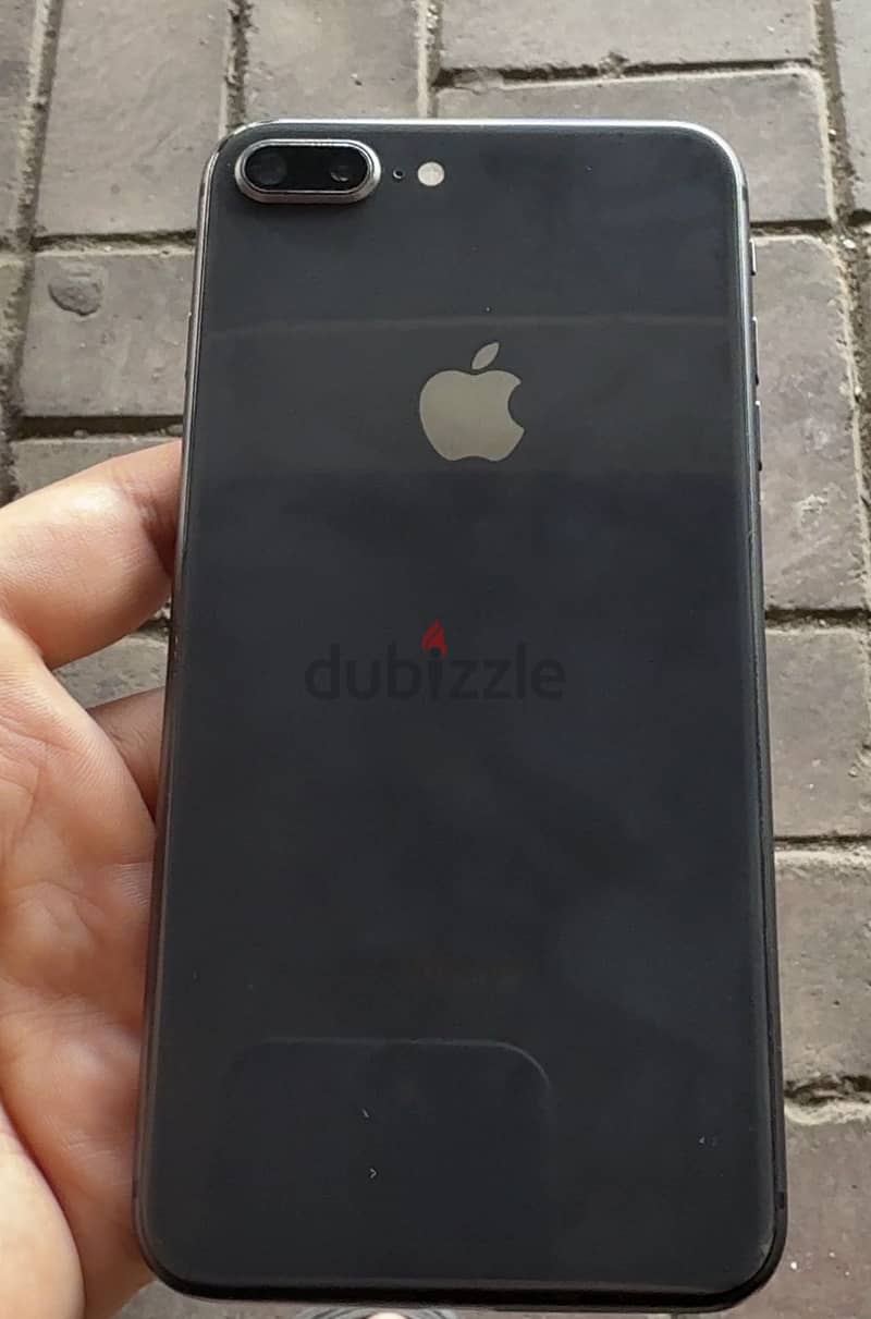 Apple - iPhone 8 Plus 1